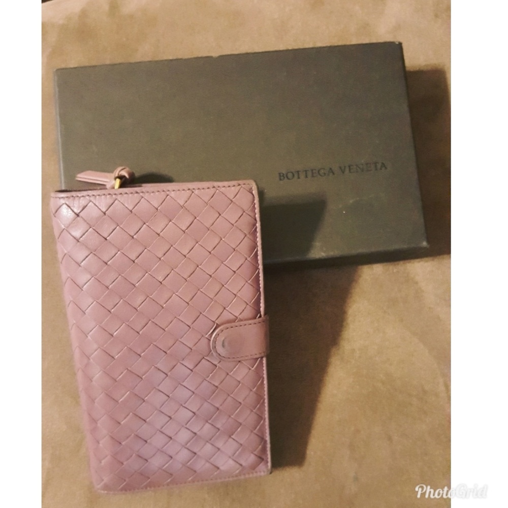 Intrecciato Leather Wallet